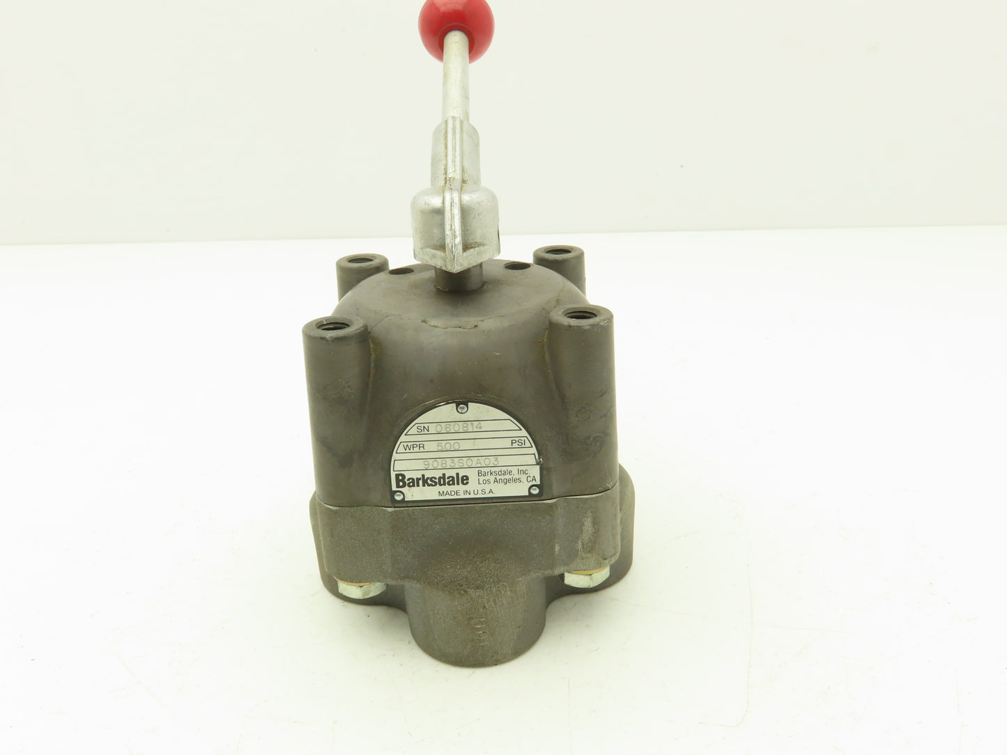 Barksdale 9083S0A03 Manual Directional Valve 3-Pos 500psi 1/2"npt Low Pressure