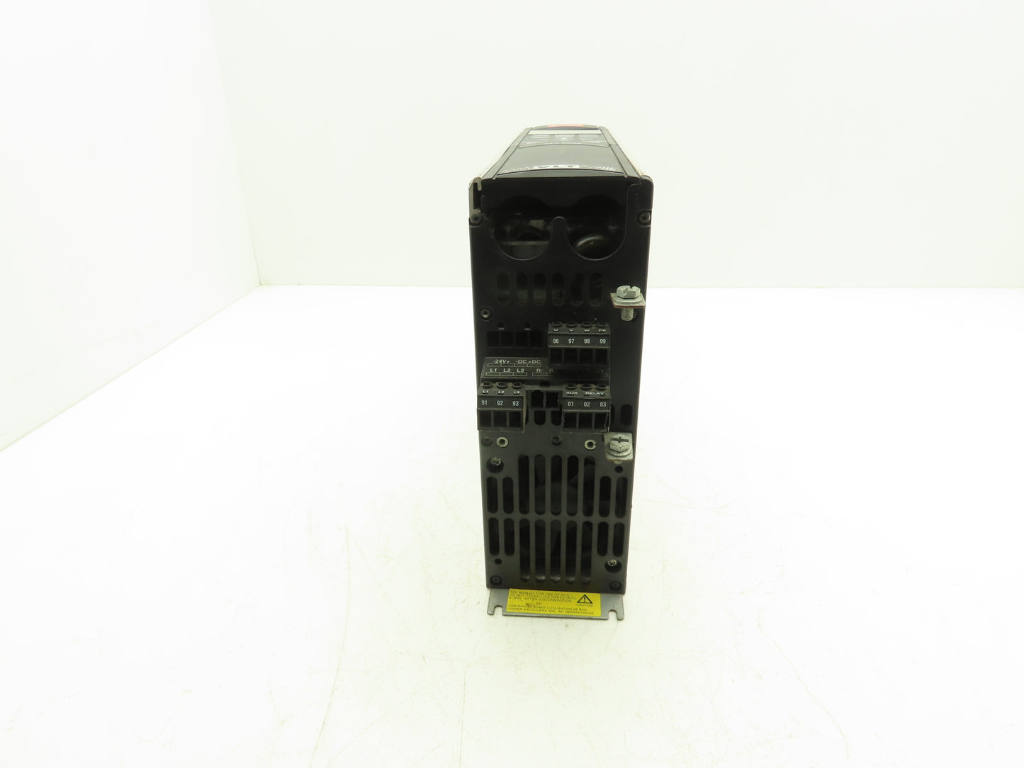 Danfoss VLT 5004 Variable Speed Drive 3Hp 380-500V 3PH In 380-500V 0-1000Hz Out