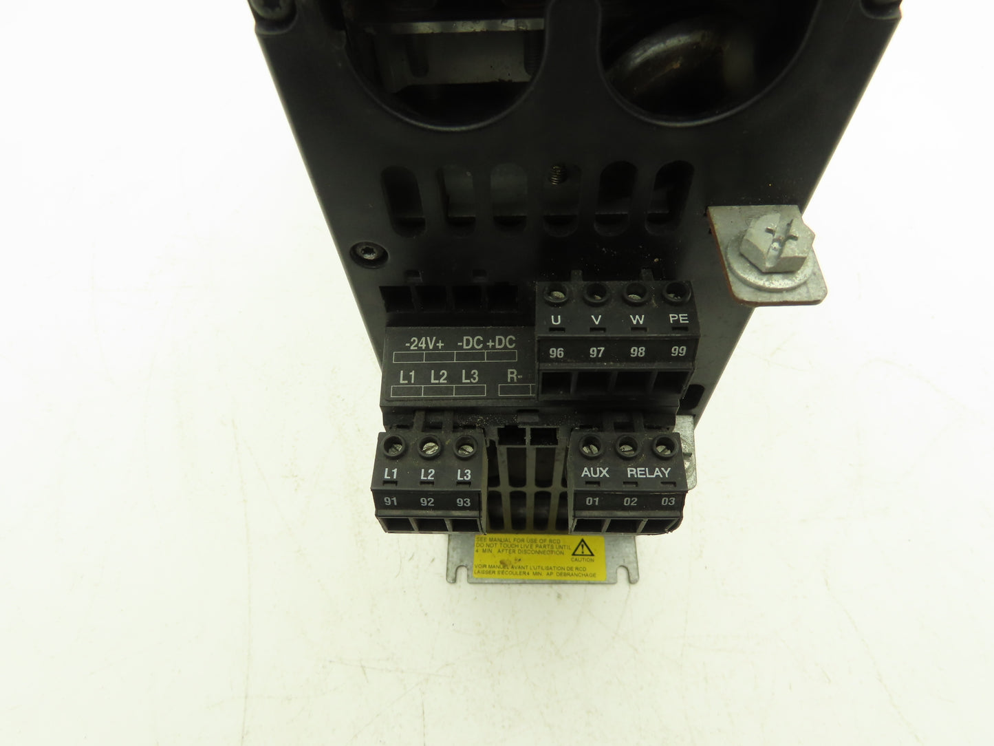 Danfoss VLT 5004 Variable Speed Drive 3Hp 380-500V 3PH In 380-500V 0-1000Hz Out