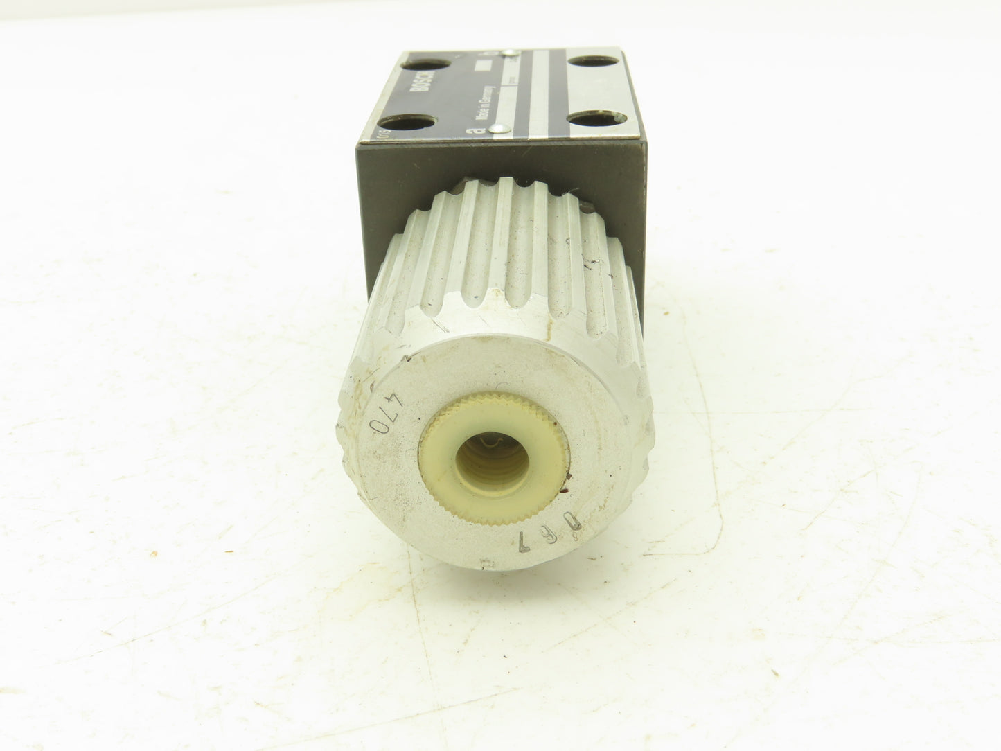 Bosch 081WV06P1V2012D0 Directional Control Solenoid Valve 0 810 091 358