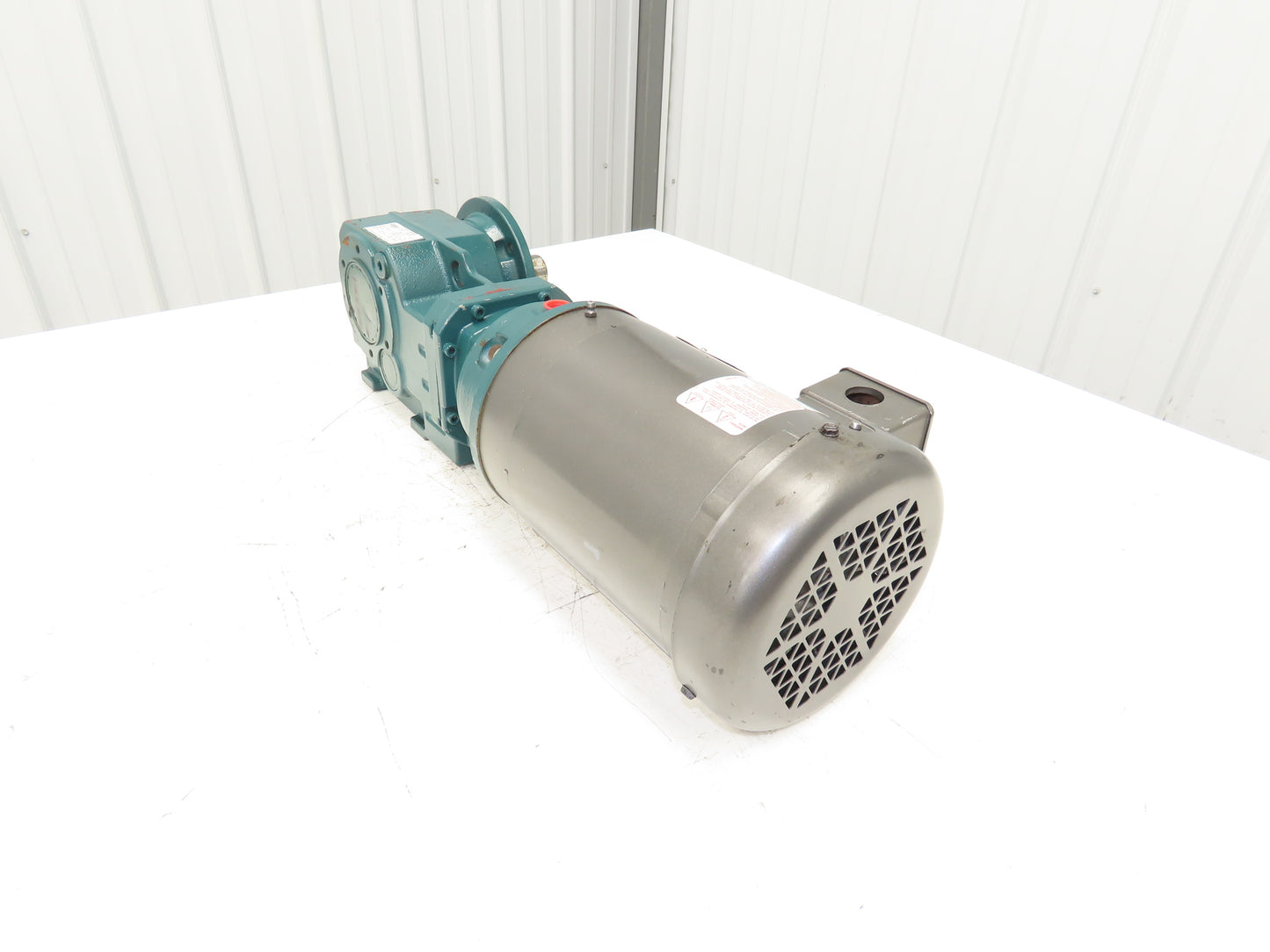 Dodge Quantis BF383CN140TC Gearbox 21.8 Reducer 66rpm 1Hp 140TC 3PH Gearmotor