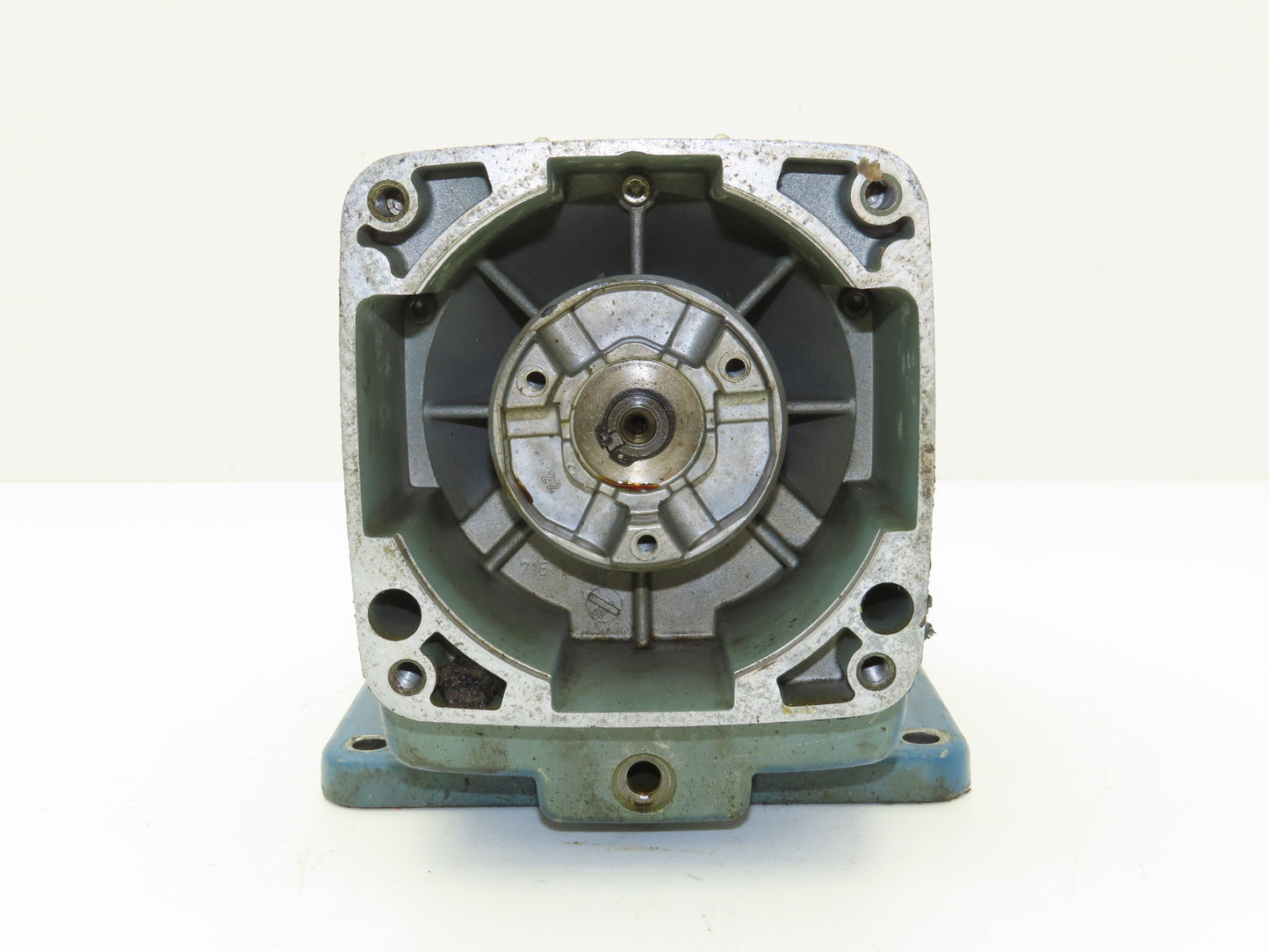 Mannesmann Demag D05-B8-0-1 Crane Drive Gearbox 35.8 Inline Reducer 30mm Shaft