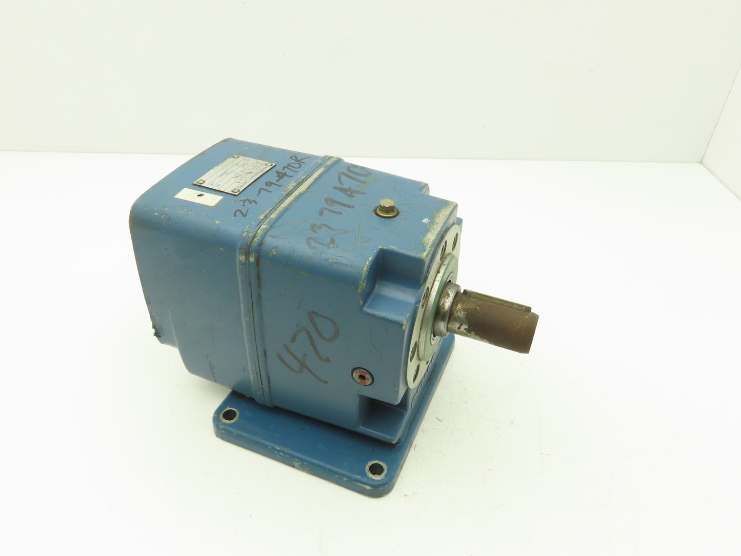 Mannesmann Demag D05-B8-0-1 Crane Drive Gearbox 35.8 Inline Reducer 30mm Shaft