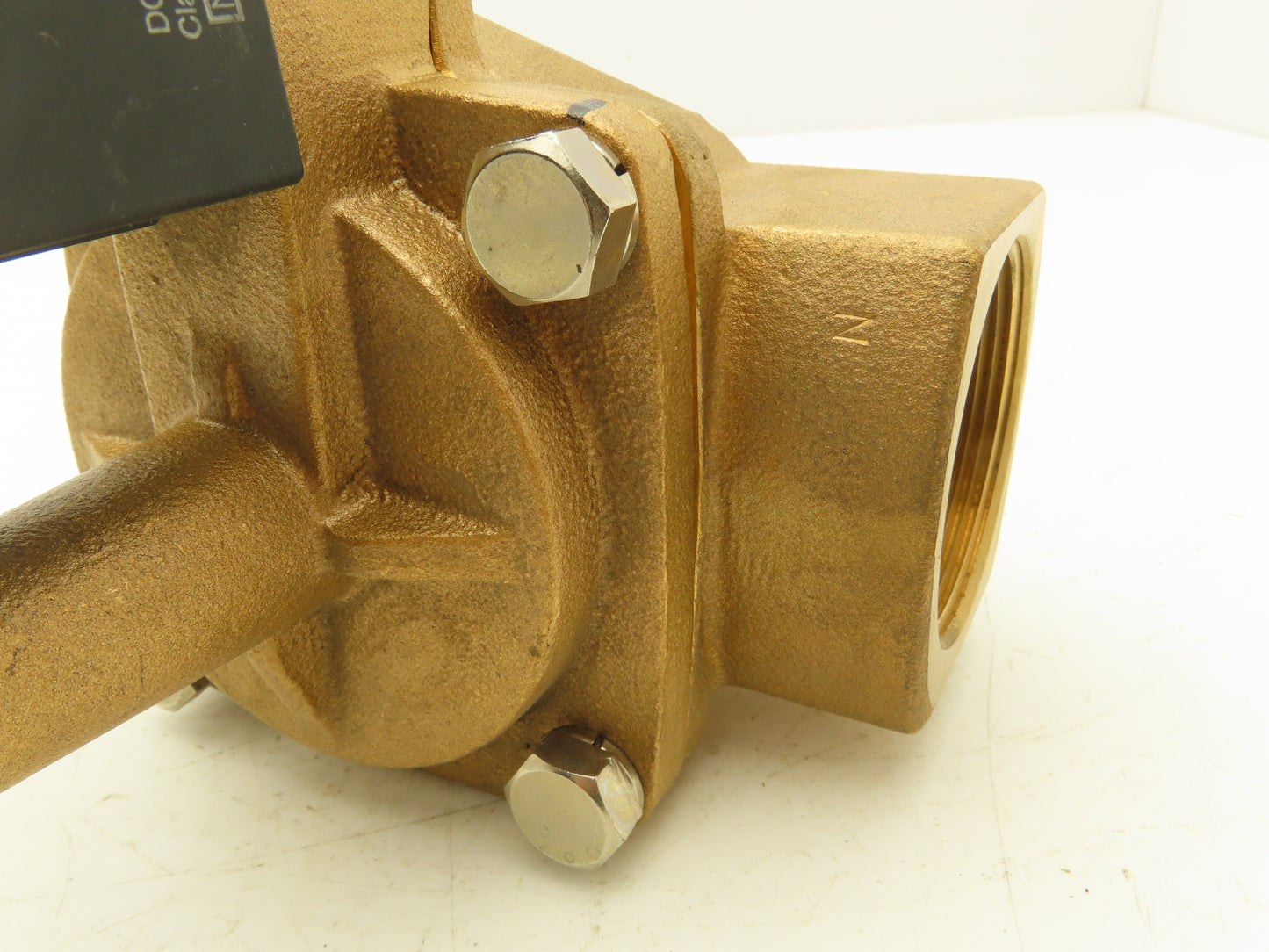 SMC VXP2390C Pneumatic Solenoid Media Valve 2-Port 2" NPT 24VDC Normally Open