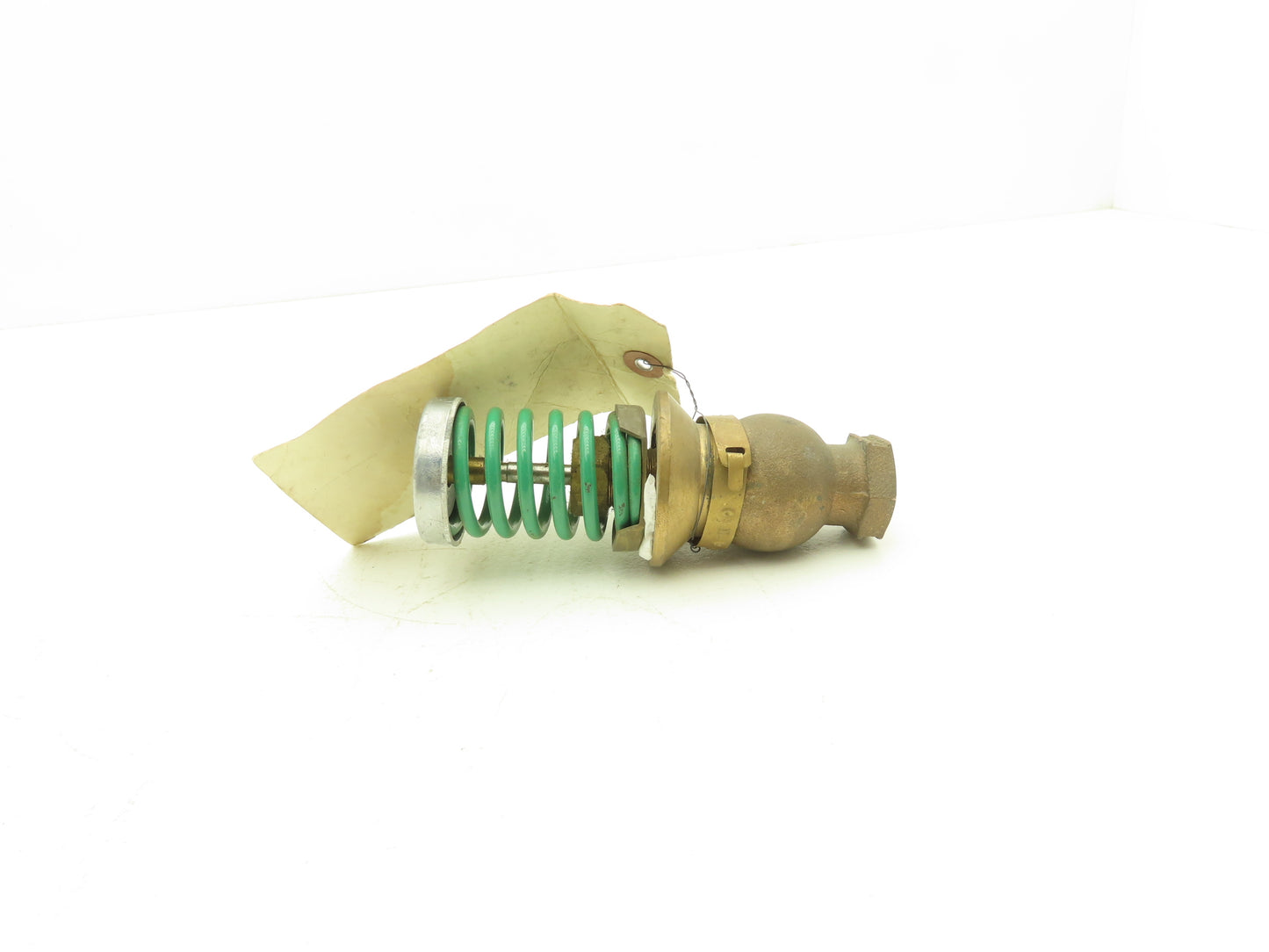 Johnson Controls V-3752-6007 1/2" Steam Union Angle Valve 3-6 PSI *READ*