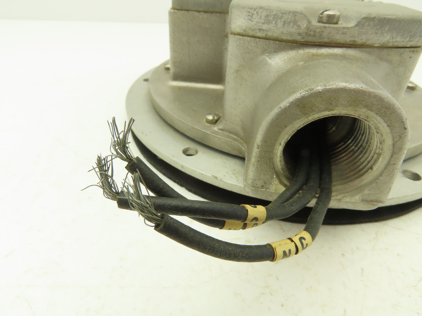 Proximity Controls P F D14 A Level Control 125/250-480V 10A