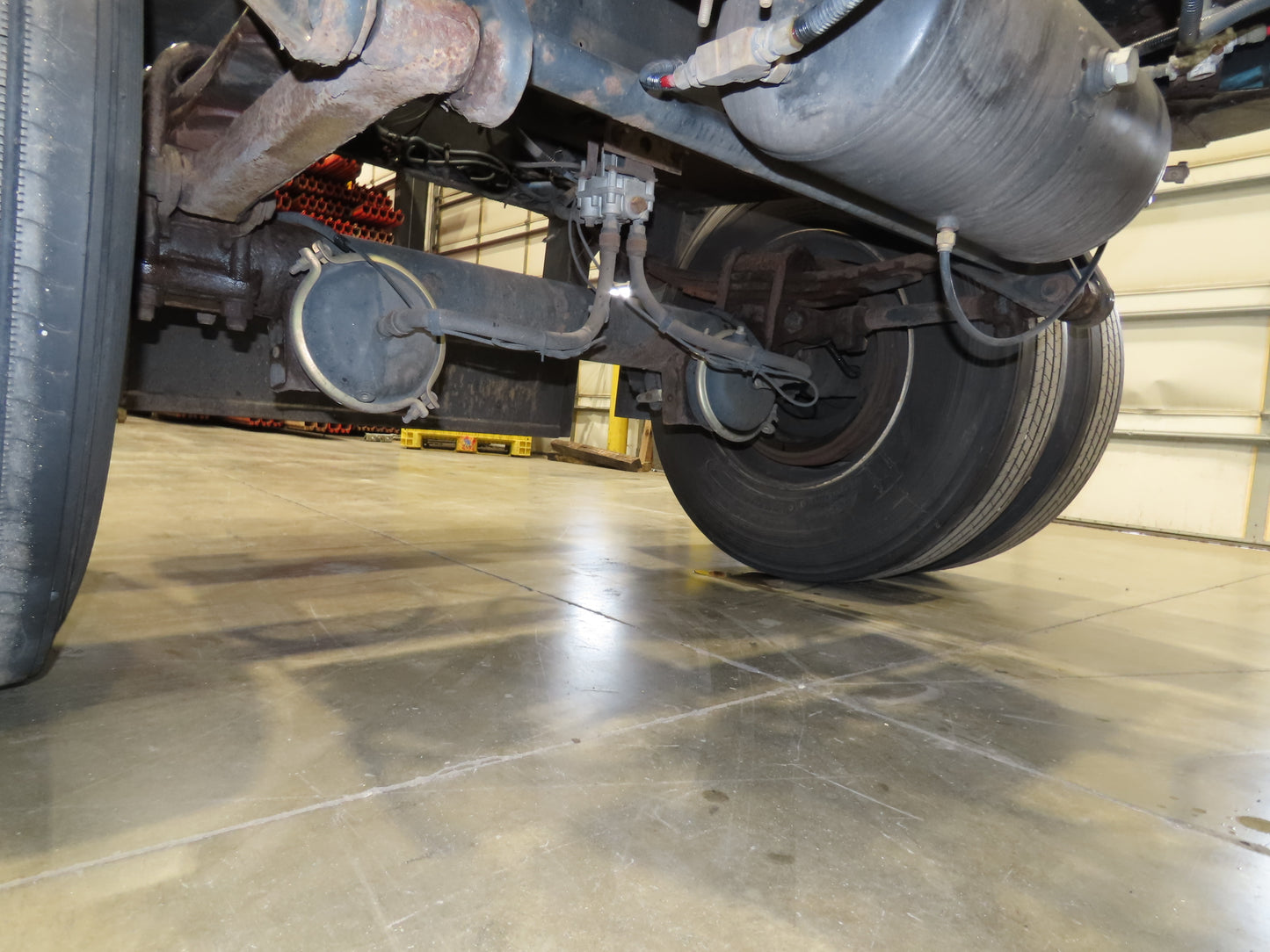 Great Dane Convertor Dolly 25000lbs Semi Truck Trailer Single Axle ABS Spring