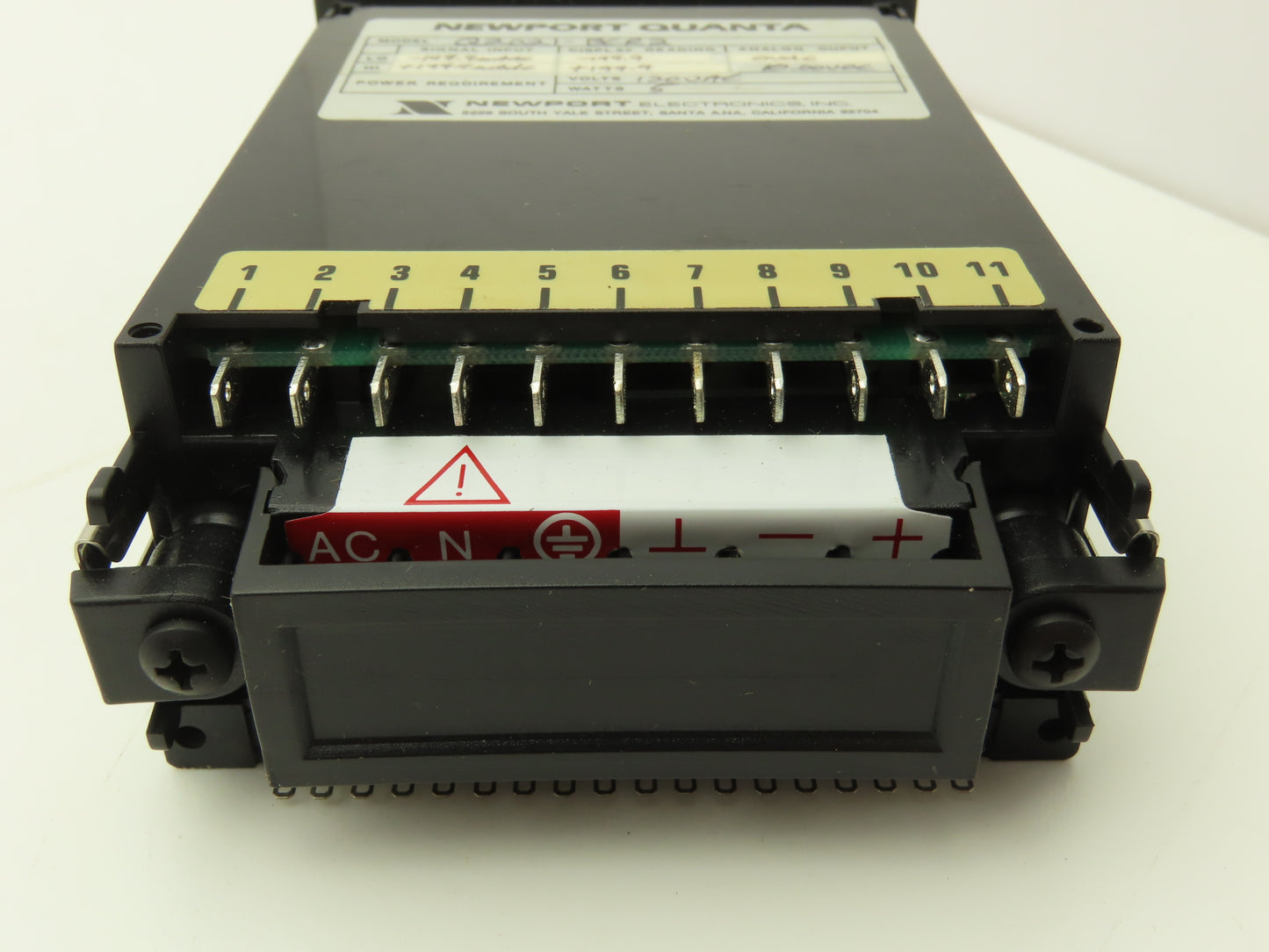 Newport Quanta Q2021-BCR2 Digital Voltmeter 4 Digit LED Display Module 120VAC