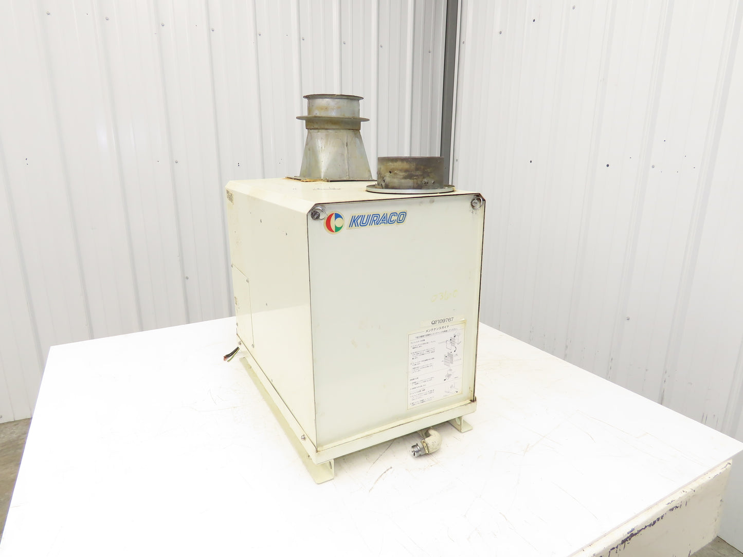 Kuraco EUN-10 Oil Mist Collector Unit 220V 3Ph 4.75" Inlet 0.4kw