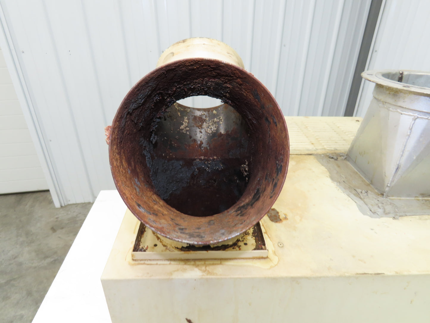 Kuraco ASST-103LL Oil Mist Collector Unit 220V 3Ph 5.75" Inlet 0.750kw