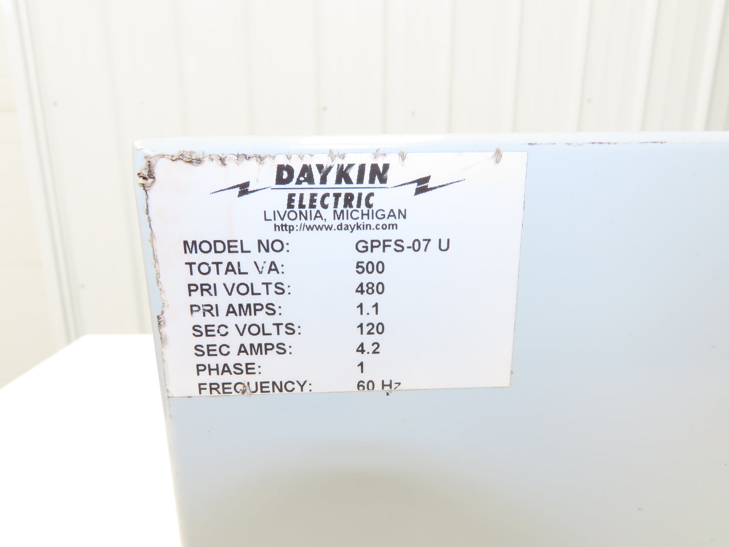 Daykin GPFS-07 U Stepdown Transformer Disconnect 500VA 1Ph HV 480V LV 120V *Read