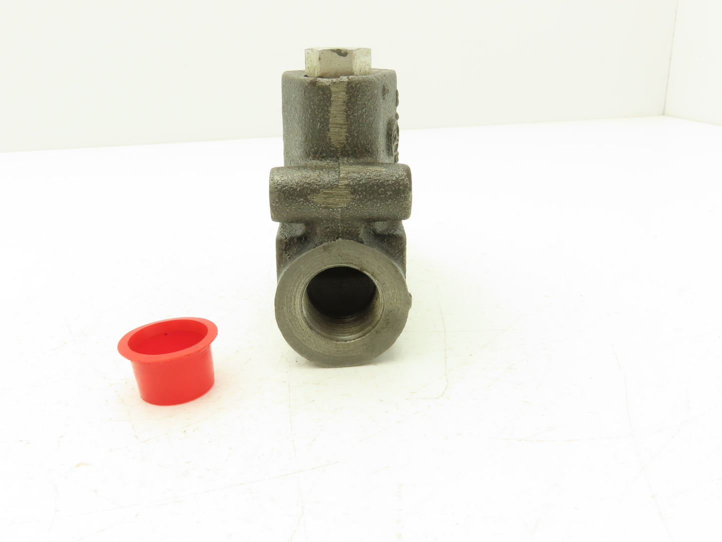 6041011002 Hydraulic Priority Valve 3/4" NPT 1/2" NPT Cast Iron
