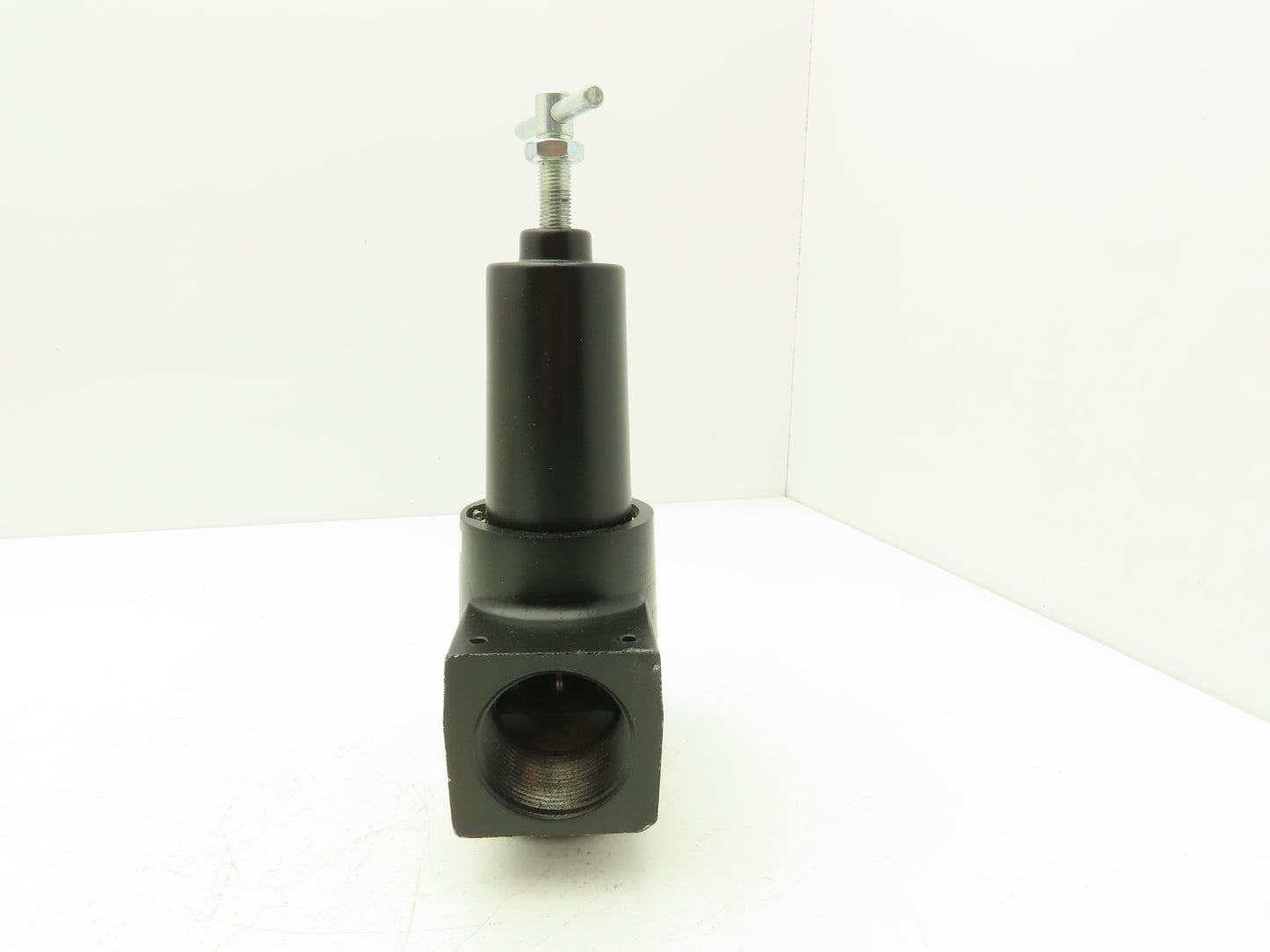 Parker 08R713AB Pneumatic Air Pressure Regulator 1-1/2" NPT