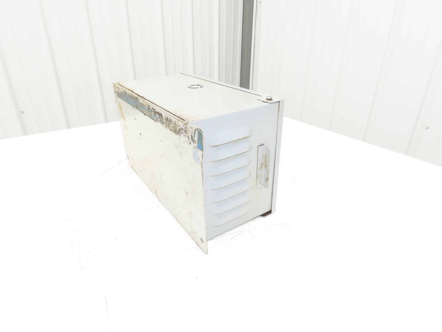 Daykin LTFS-01 U Stepdown Power Transformer Disc 2000VA HV 480V LV 120V 1PH