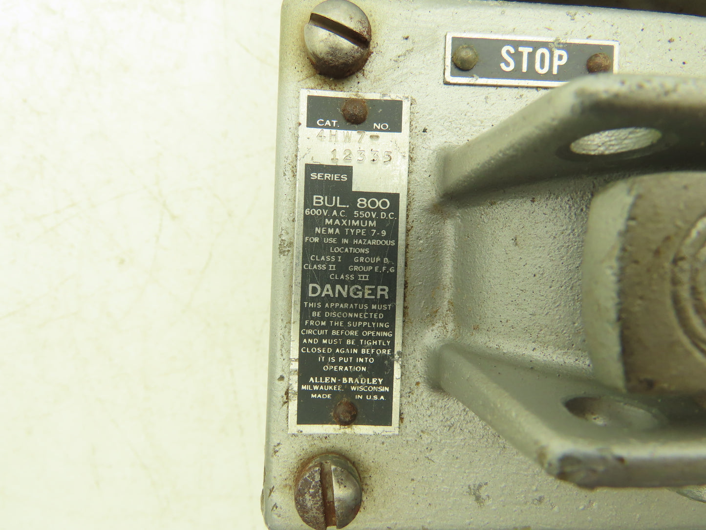 A-B 800-4HW7-12335 Heavy Duty Explosion Proof Selector Pushbutton Station Pilot