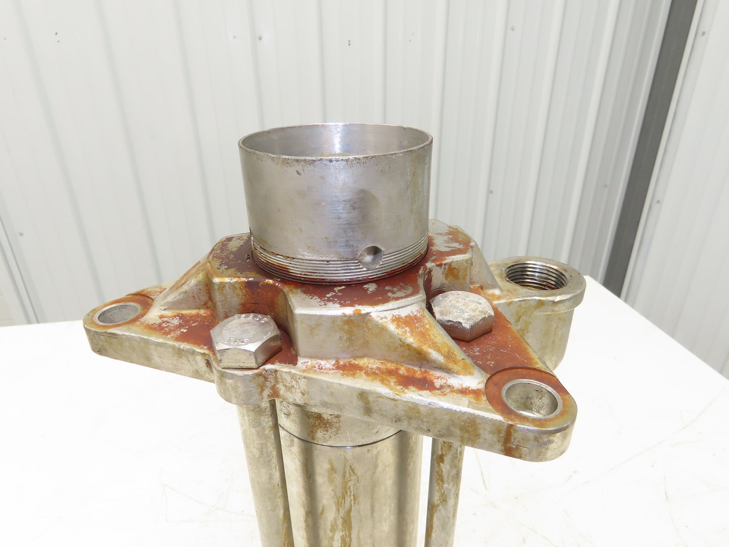 Graco 206792 F06D Stainless Displacement Pump Lower 1000psi