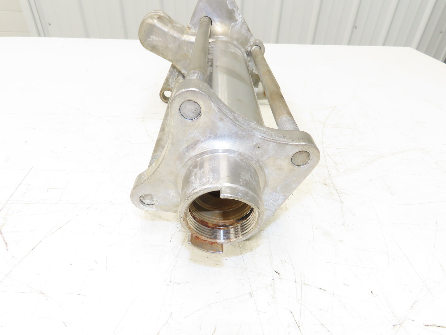 Graco 206792 F06D Stainless Displacement Pump Lower 1000psi