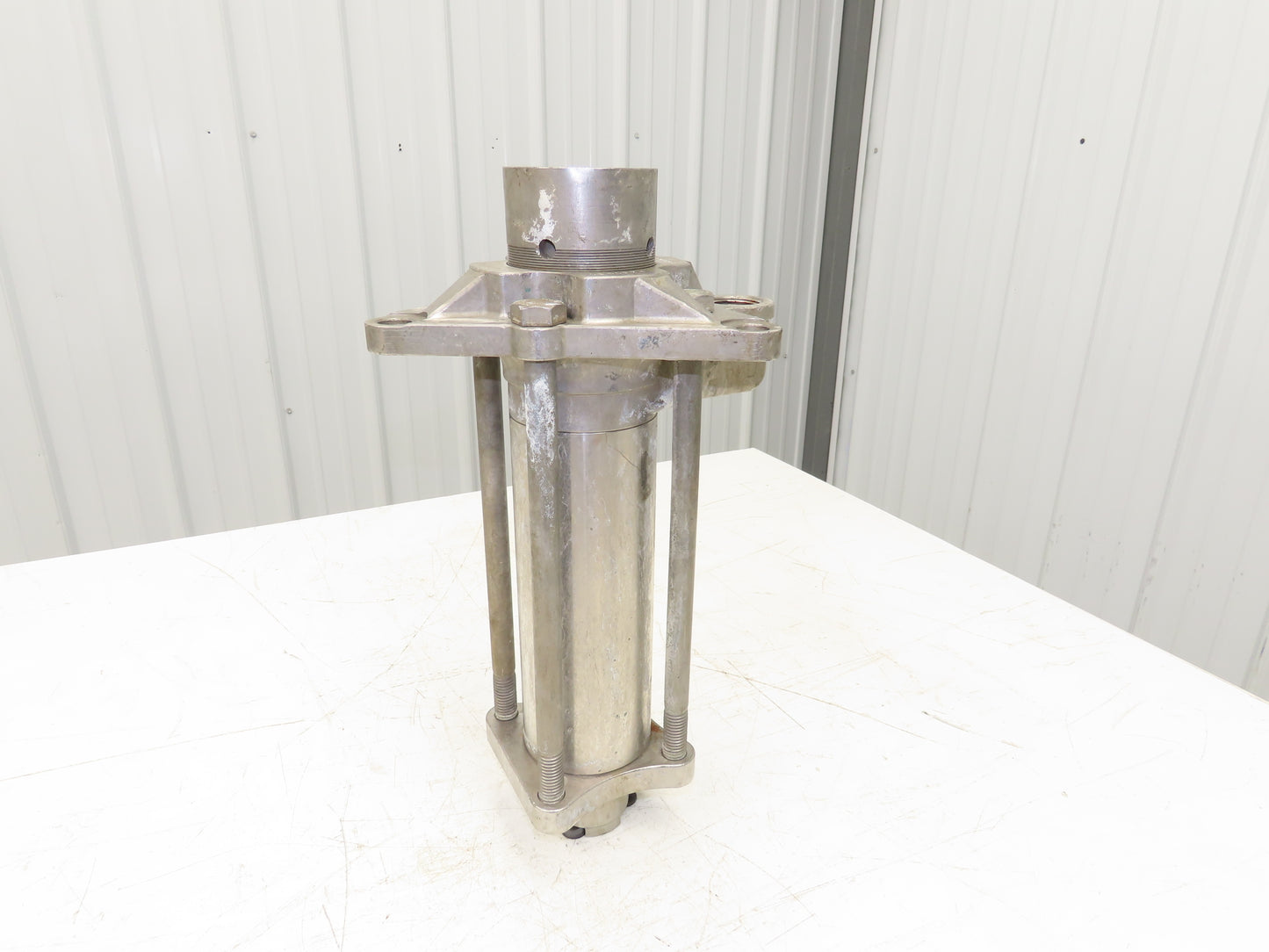 Graco 206792 F06D Stainless Displacement Pump Lower 1000psi