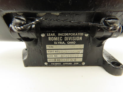 Lear Inc. RG-8160-2D Vacuum Pump W DC Motor 1/15 Hp 27VDC 3.25A 4600 RPM