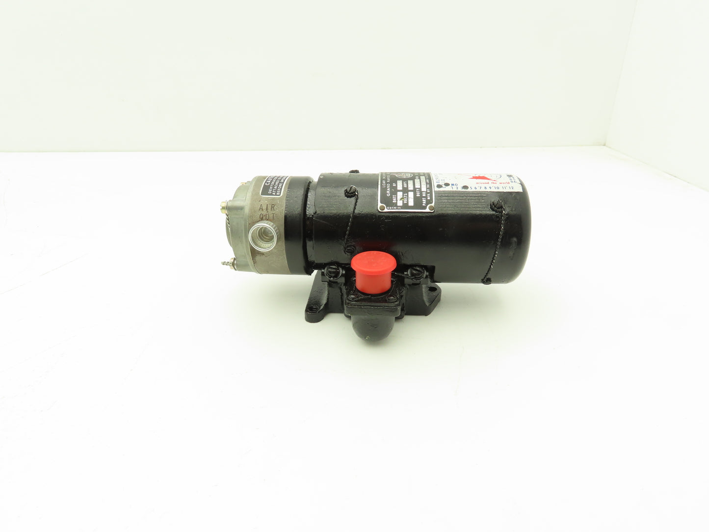 Lear Inc. RG-8160-2D Vacuum Pump W DC Motor 1/15 Hp 27VDC 3.25A 4600 RPM