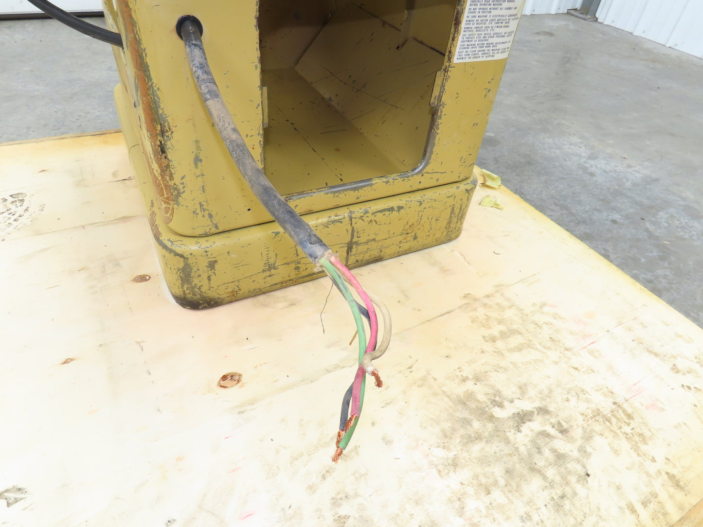 Powermatic 66 Table Saw 10" Tilting Arbor 3Ph 5Hp 230/460V 52" Fence