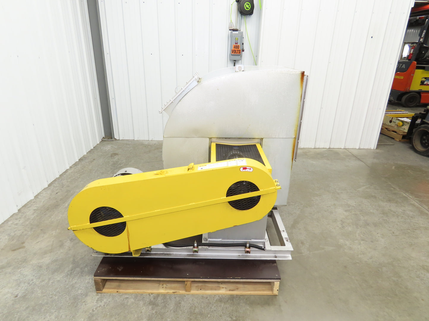 Asahi Backward Inclined Centrifugal Blower 21" Impeller 3Ph 5.5kw 230V 5826CFM