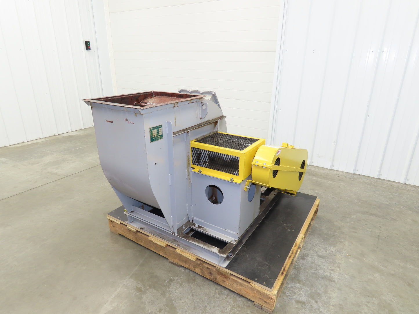 Asahi Backward Inclined Centrifugal Blower 18" Impeller 3Ph 5.5kw 230V 4590CFM