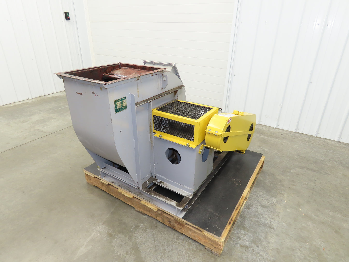 Asahi Backward Inclined Centrifugal Blower 18" Impeller 3Ph 5.5kw 230V 4590CFM
