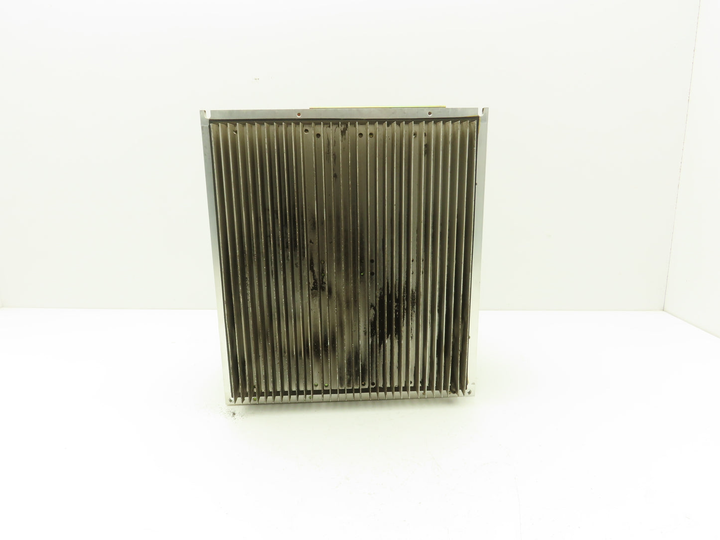 Yasakawa CACR-UP6AAC Servo Drive Unit Top Circuit Board Missing