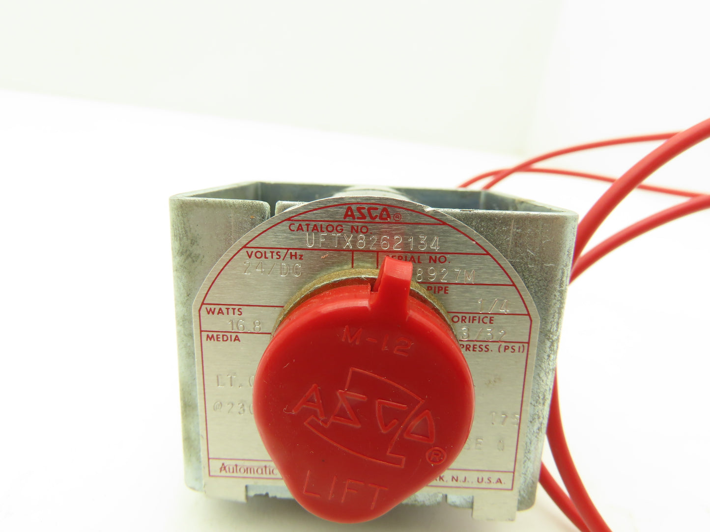 Asco UFTX8262134 Solenoid Operated Shut Off Valve NO 1/4" NPT24VDC 0-300PSI Air