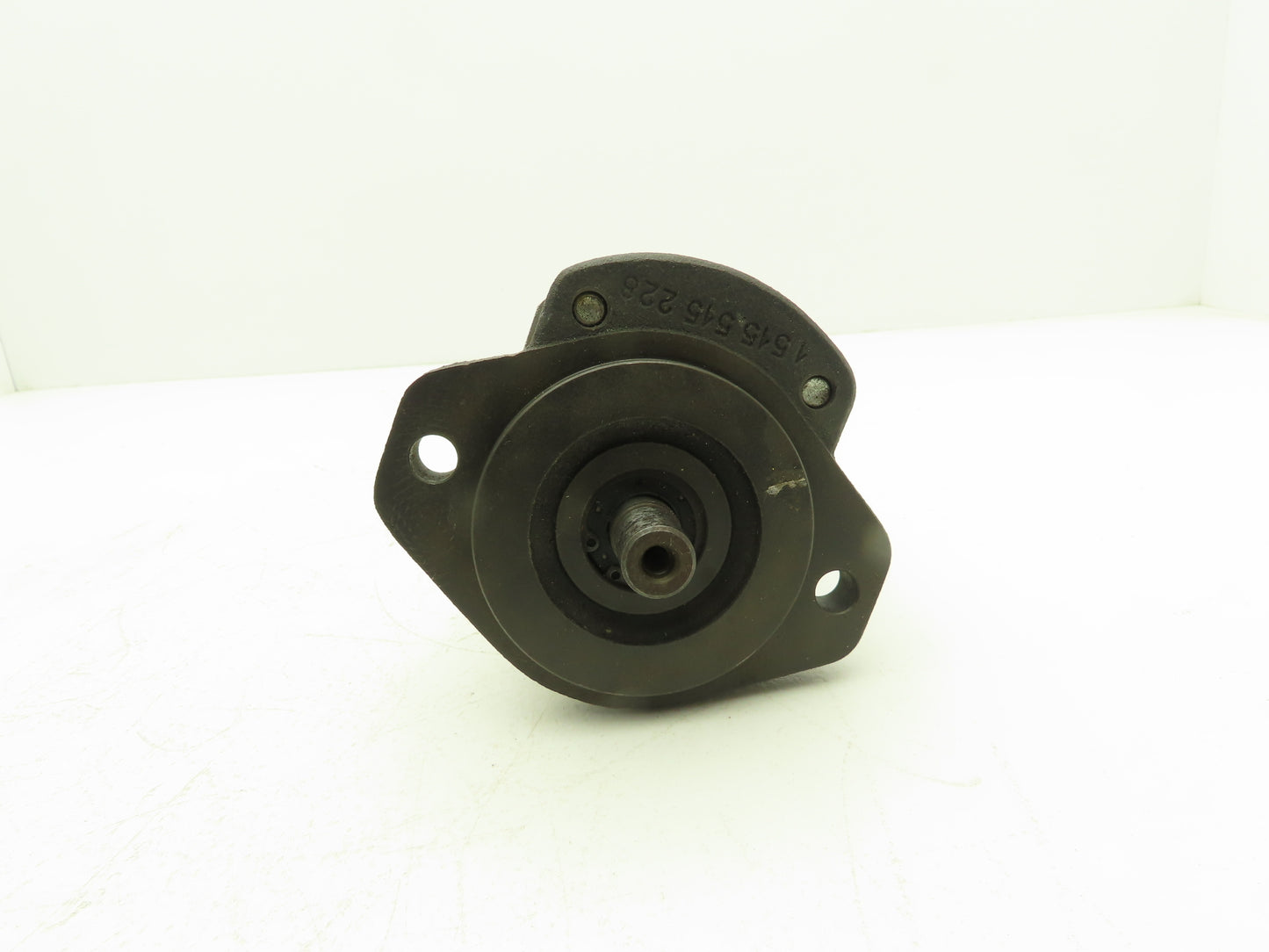 Bosch Rexroth 0510625041 External Gear Pump 5/8" Shaft Mount Holes 4-3/16