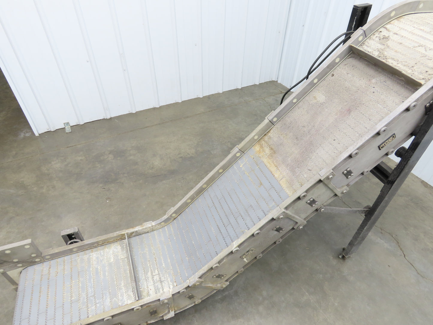 Dynacon 12"x 7' Portable Cleated Belt Incline Conveyor 115V 32FPM
