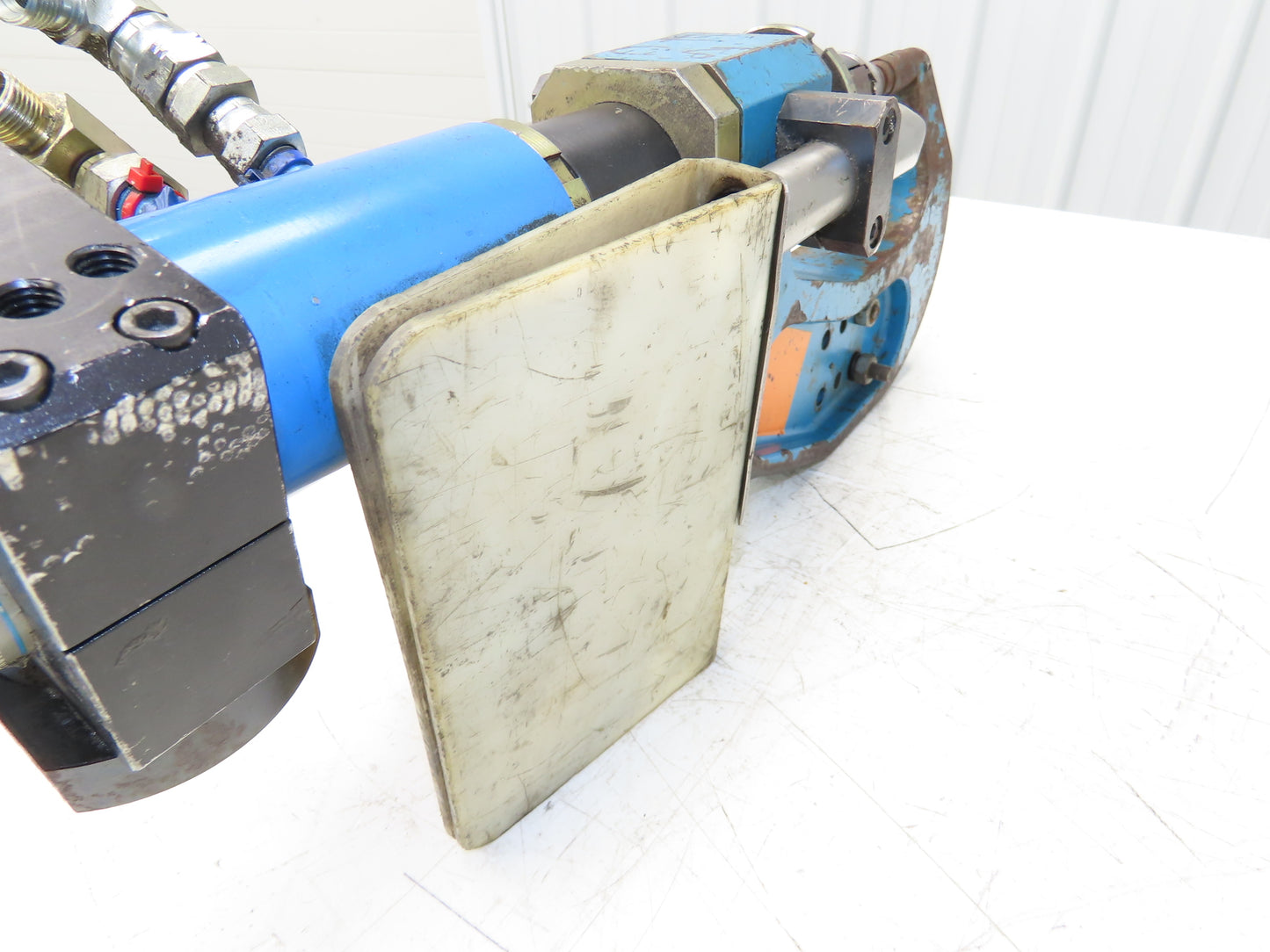 Henrob M14010 K9 Self Piercing Rivet Setter Head Hydraulic Powered 3-3/8" Throat