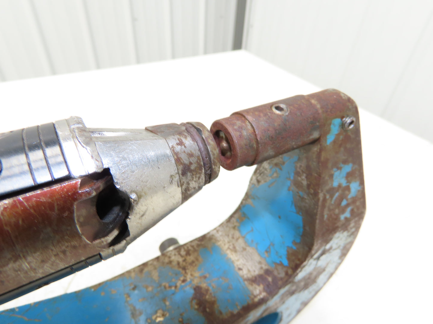 Henrob M14010 K9 Self Piercing Rivet Setter Head Hydraulic Powered 3-3/8" Throat