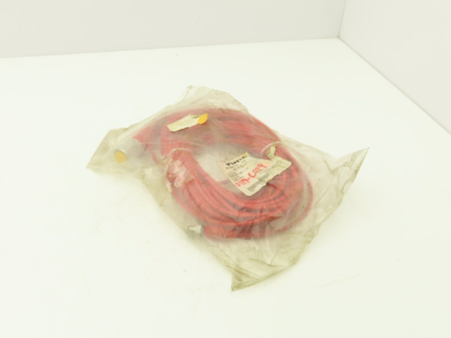 TURCK RKM8 RSC E80-7 M Cordset Double Ended 8 Pin Male 1" M12 Female Connector