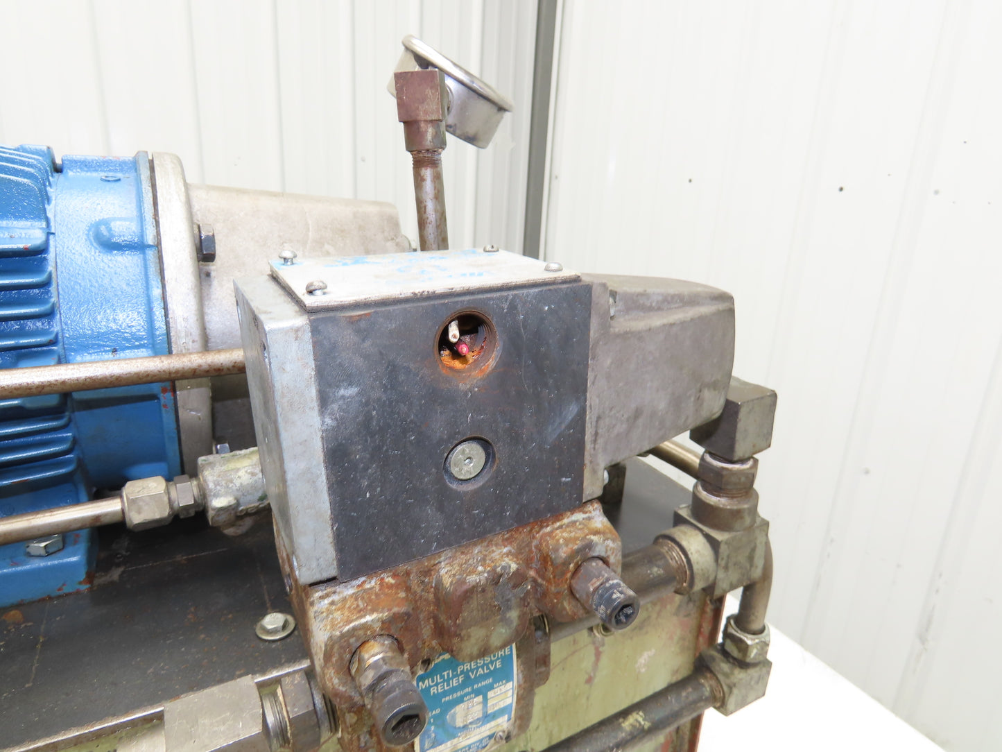 Vickers V101P4P1A20 Hydraulic Power Unit 12 Gal 4gpm 2500psi 3Hp 230/460V 3PH