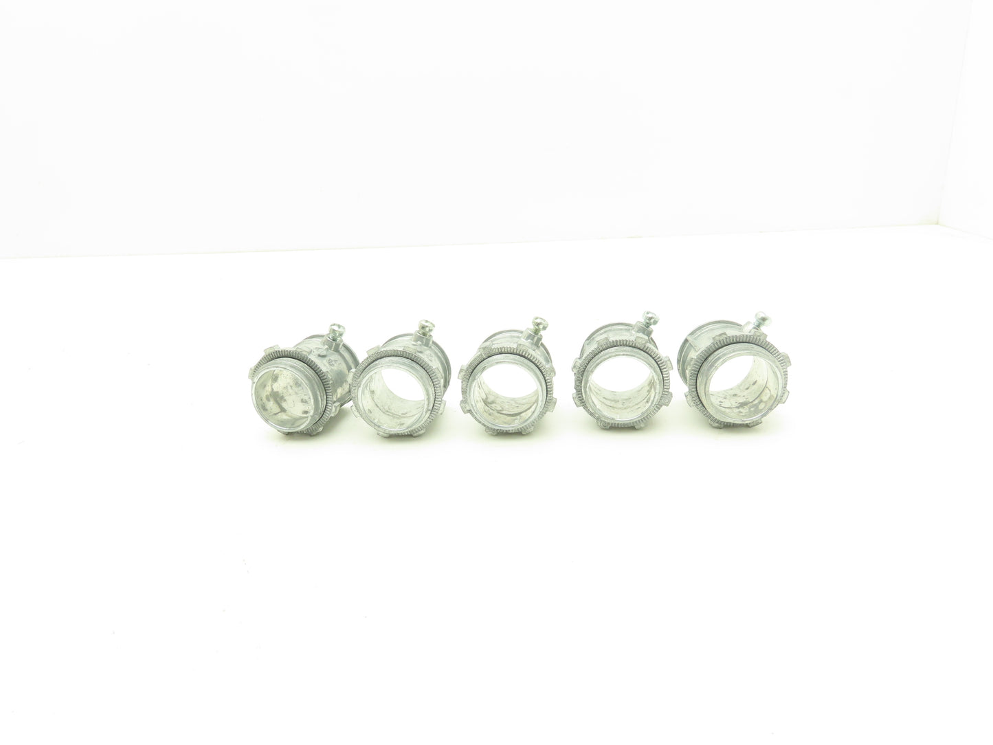 Bridgeport EMT Connector Fitting 1" Steel Phillips Head Set Screw Lot of 100