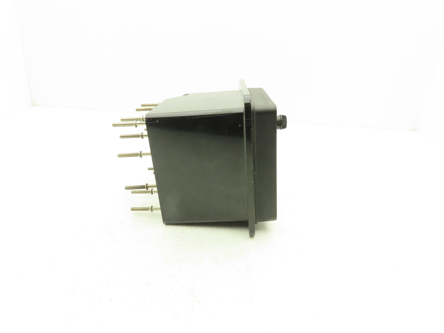 General Electric 12HFA151A2F Relay 125V DC Type HFA w/ Broken Casing