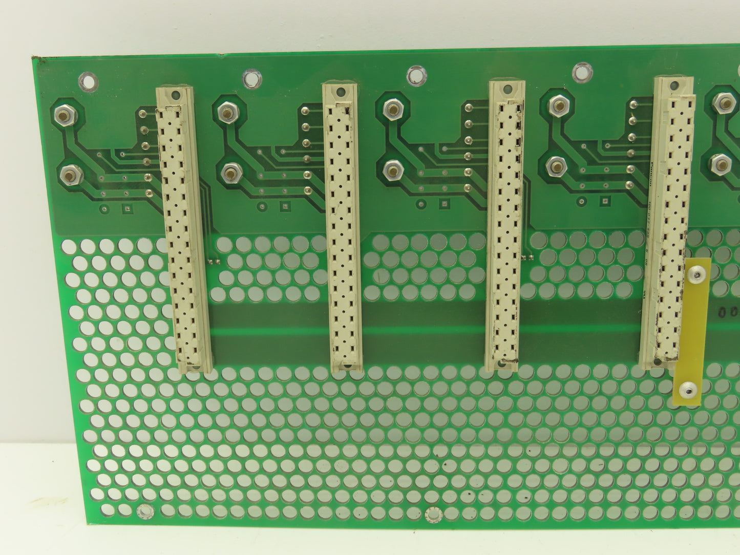 IED IED6800-8 Printed Circuit Board Slot Rack Backplane Rev 2.02
