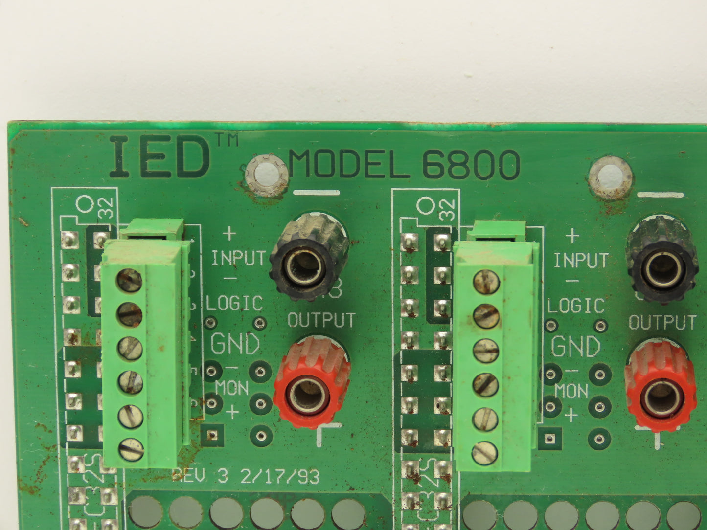 IED IED6800-8 Printed Circuit Board Slot Rack Backplane Rev 2.02
