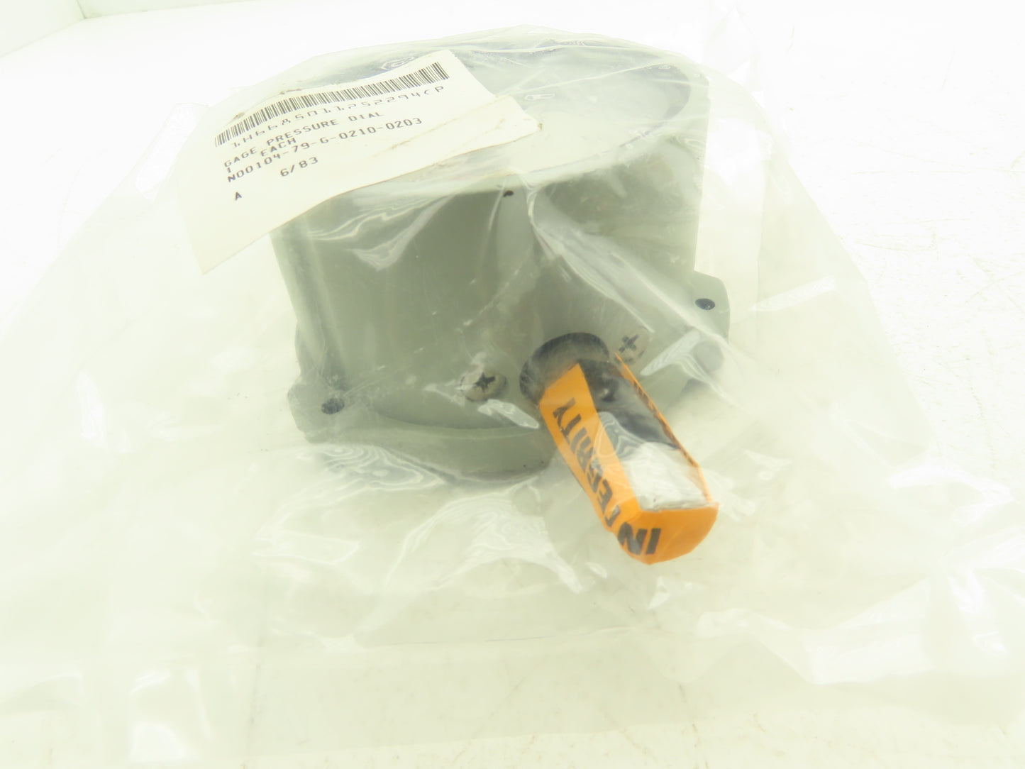 Weksler Instruments N00104-79-G-0210-0203 Pressure Gauge "Oxygen Clean" 0-60 1lb