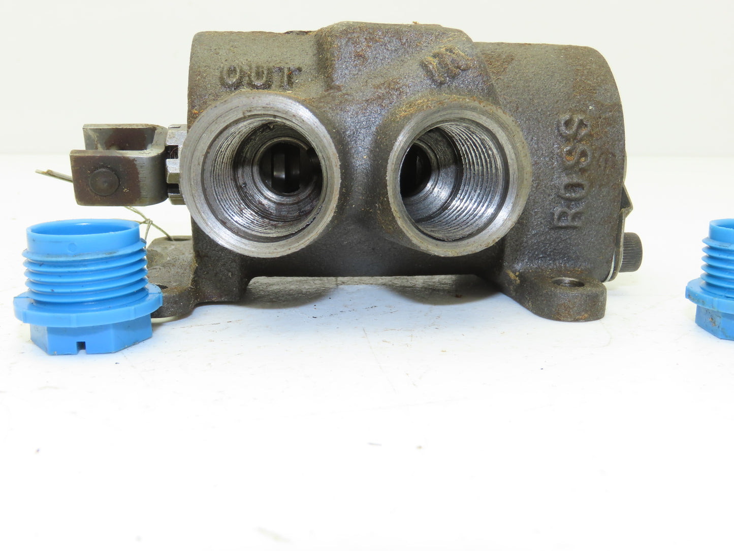 International Komatsu Navistar HP708110 Directional Control Valve 150758H1