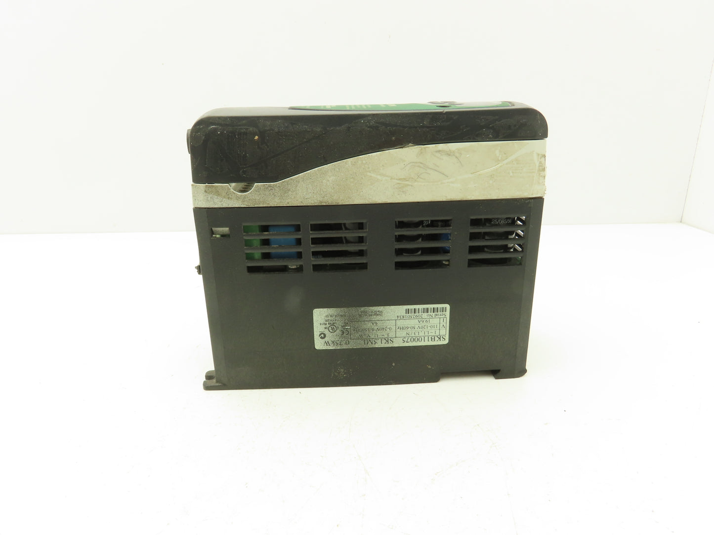 Emerson Automation SKB1100075 Servo Drive 1.0HP 120V 1Ph In 240V 3Ph Out *Read