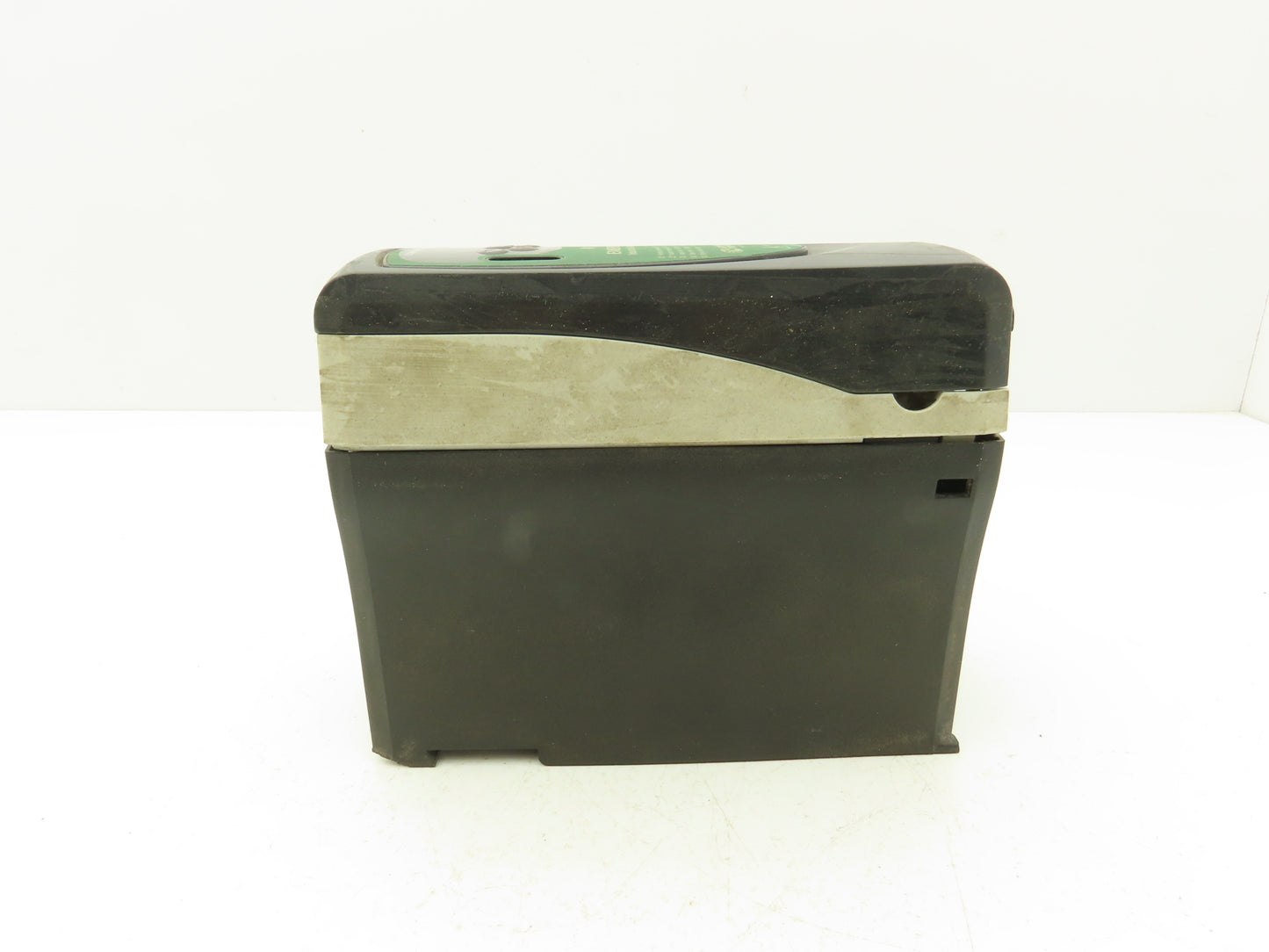 Emerson Automation SKB1100075 Servo Drive 1.0HP 120V 1Ph In 240V 3Ph Out *Read