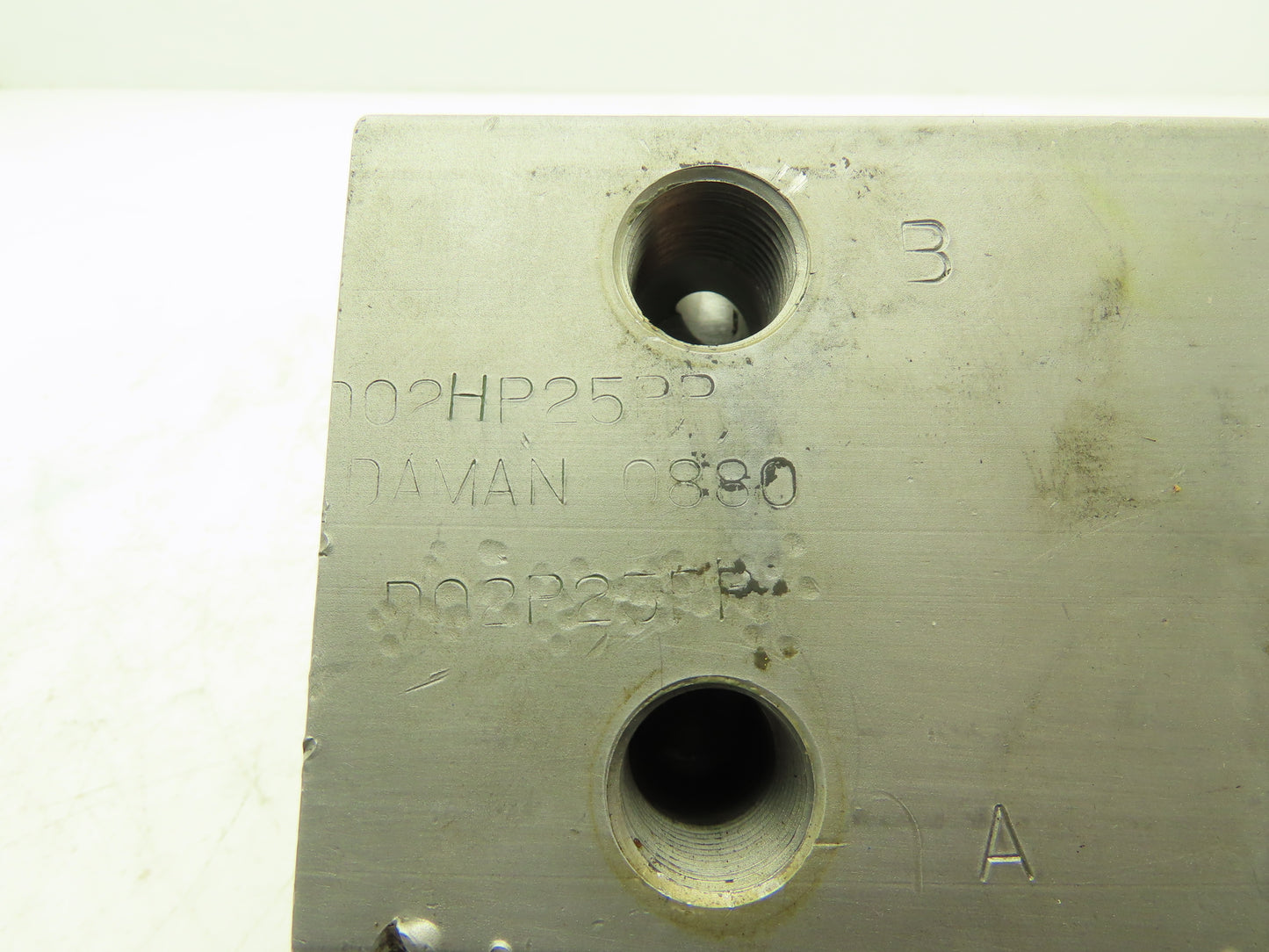 Daman D02HP25PP 2-Station Aluminum Hydraulic Manifold 1/2" & 3/4" NPT Ports