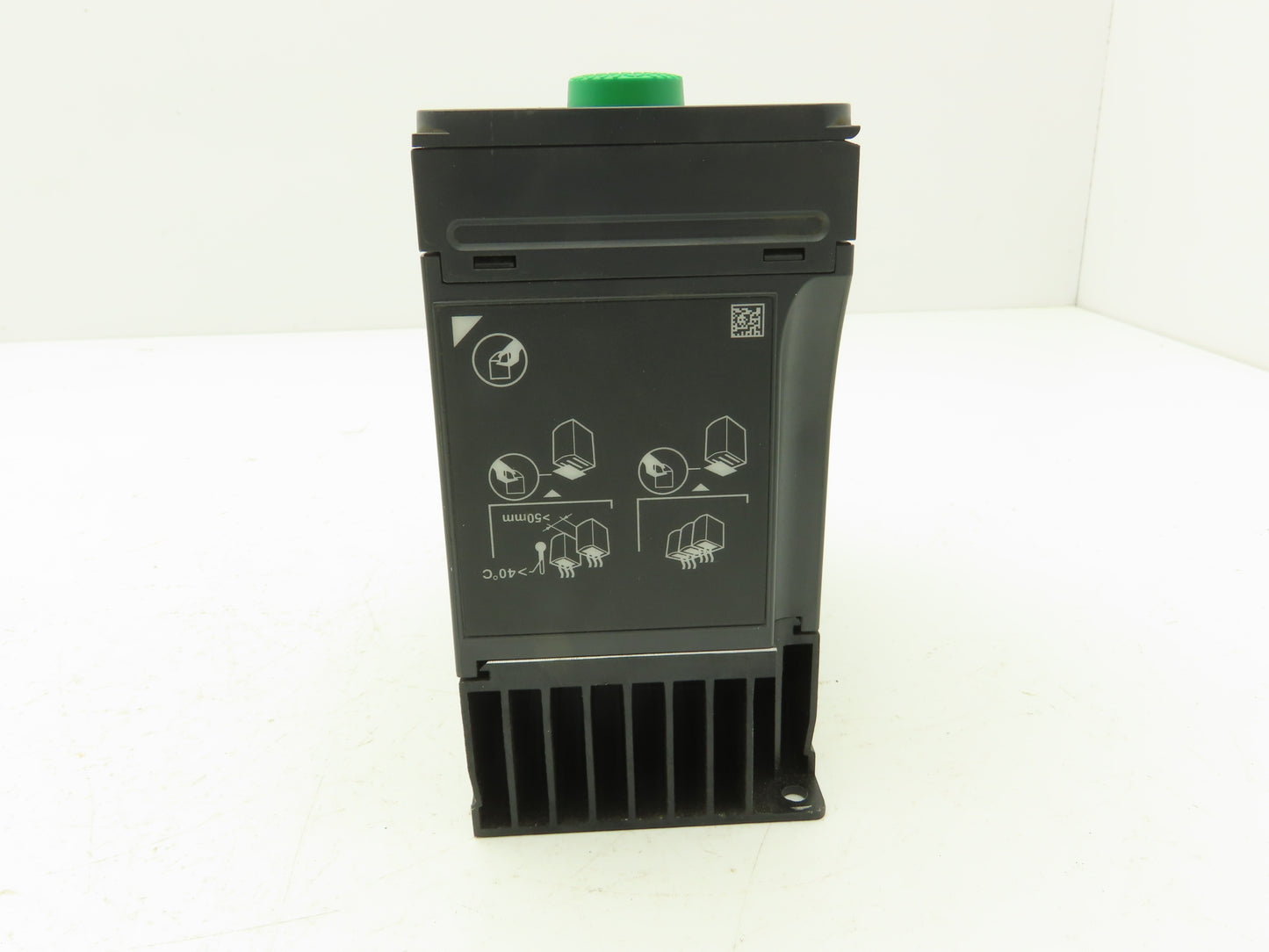 Schneider ATV320U07M2C Altivar 320 Variable Speed AC Drive VFD 1Hp 240V 3PH