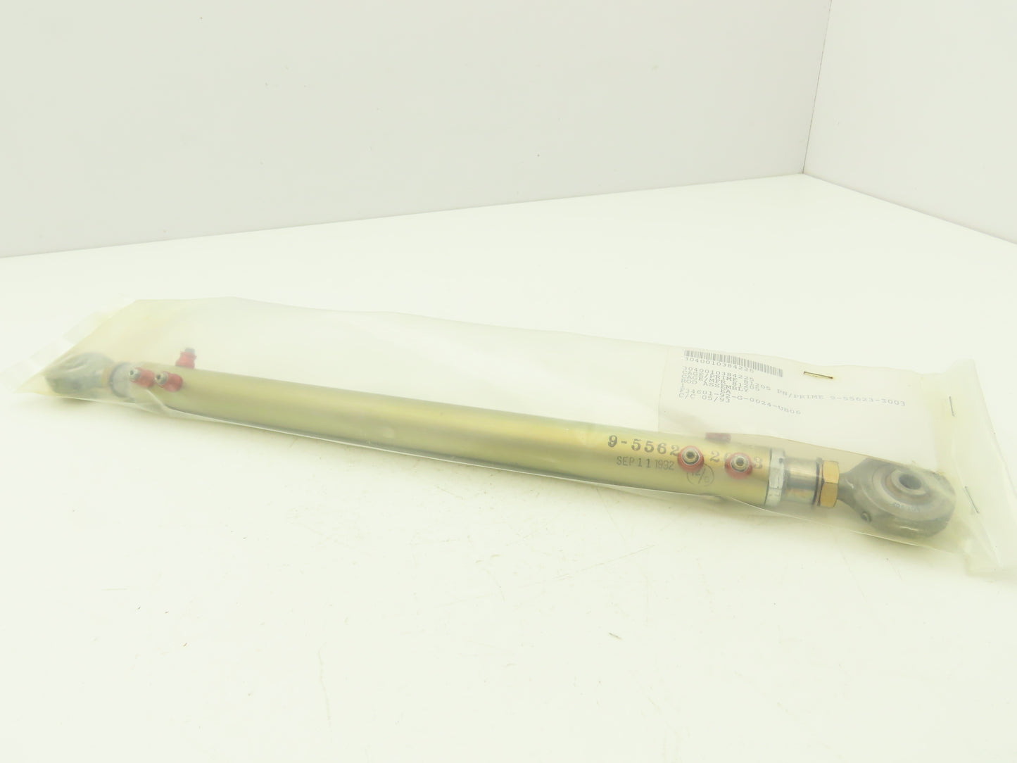 Boeing 9-55623-3003 Tie Rod Assembly 1"Dia x 18"Length 5/16" Eye