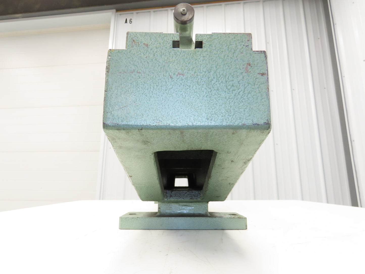 SPI 30-711-6 Swiss Precision Instruments Bench Center Inspection Tool 9" Swing