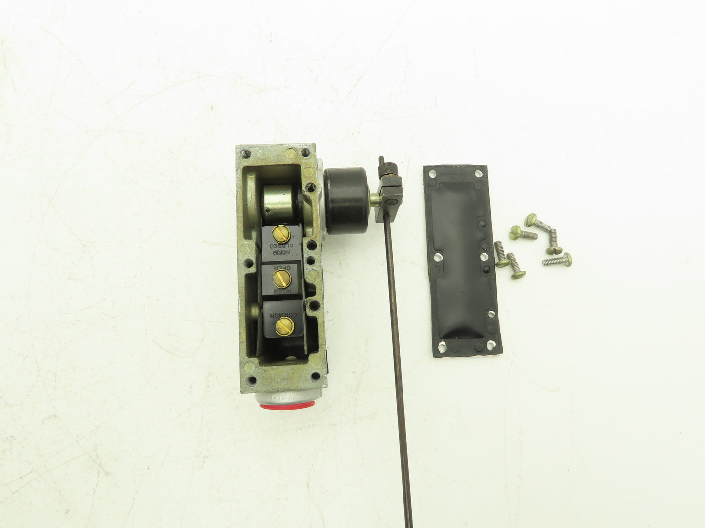 National Acme Co D900-1A Limit Switch Super Sensitive 125/250/460VAC