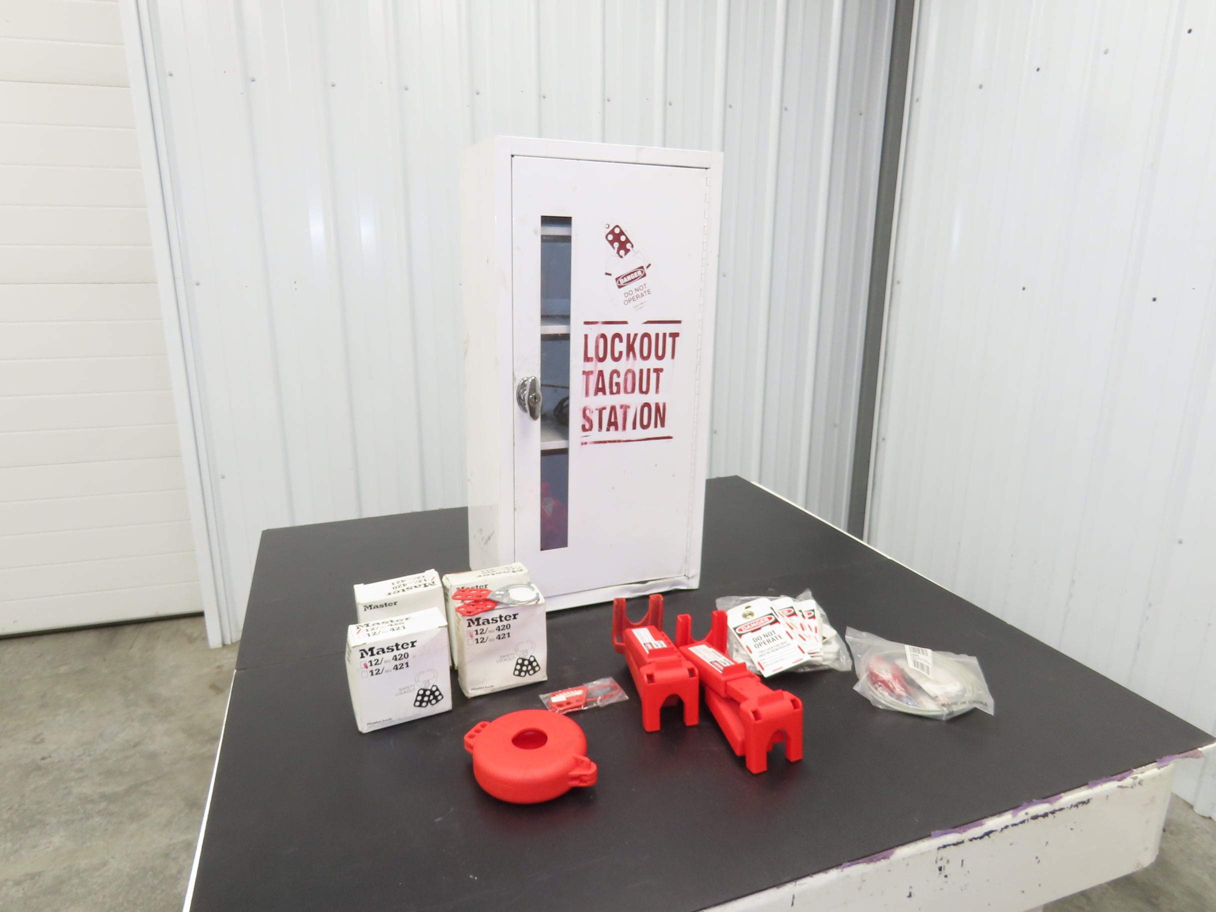 60+ Piece Lockout Tagout Station Scissor Hasp Cable & Valve Lockout Va ...